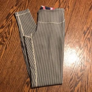 Lululemon leggings size 6